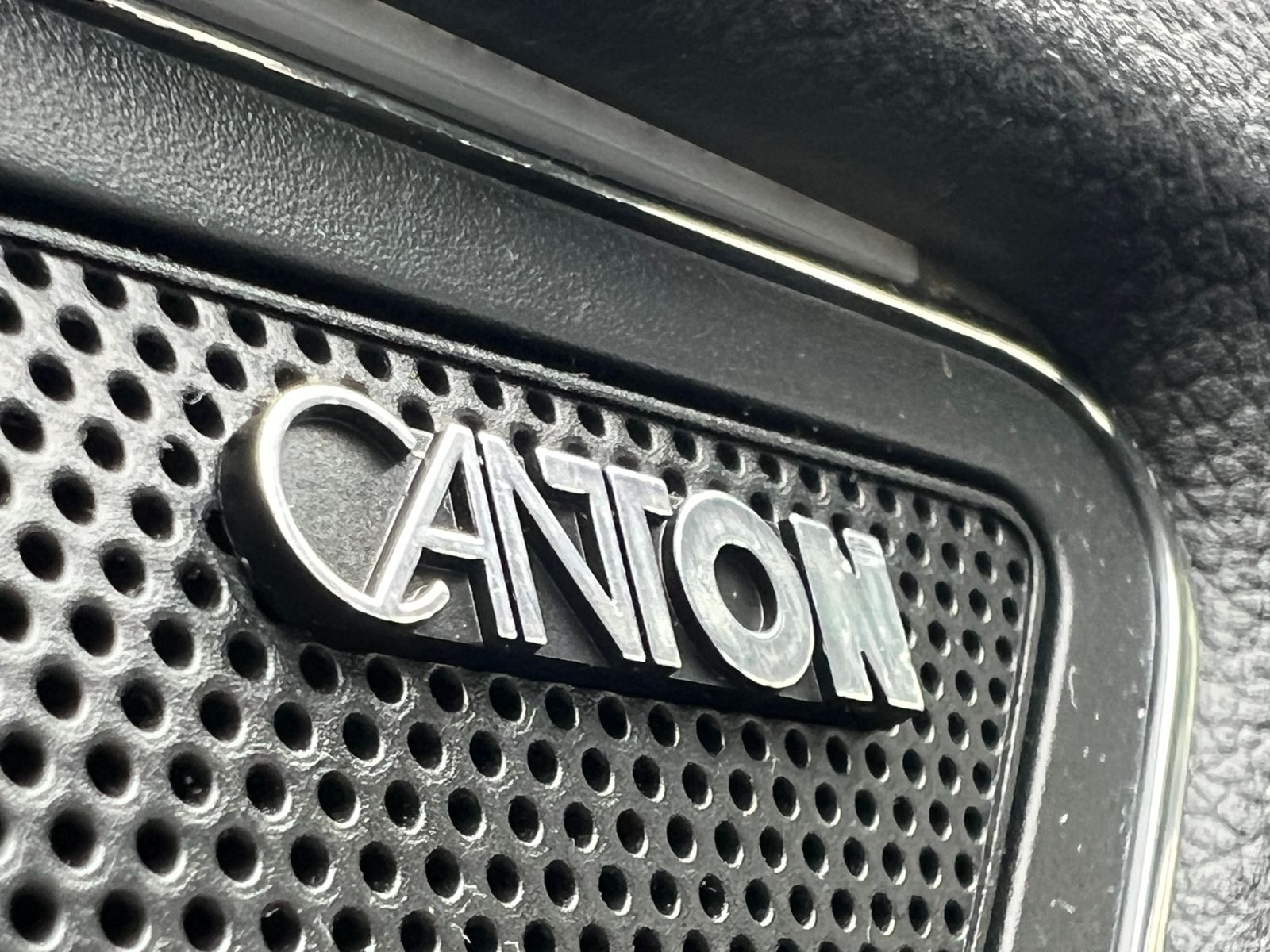 Fahrzeugabbildung SKODA Kodiaq L&K 2.0 TSI DSG 4x4 *AHK, CANTON, Standhz