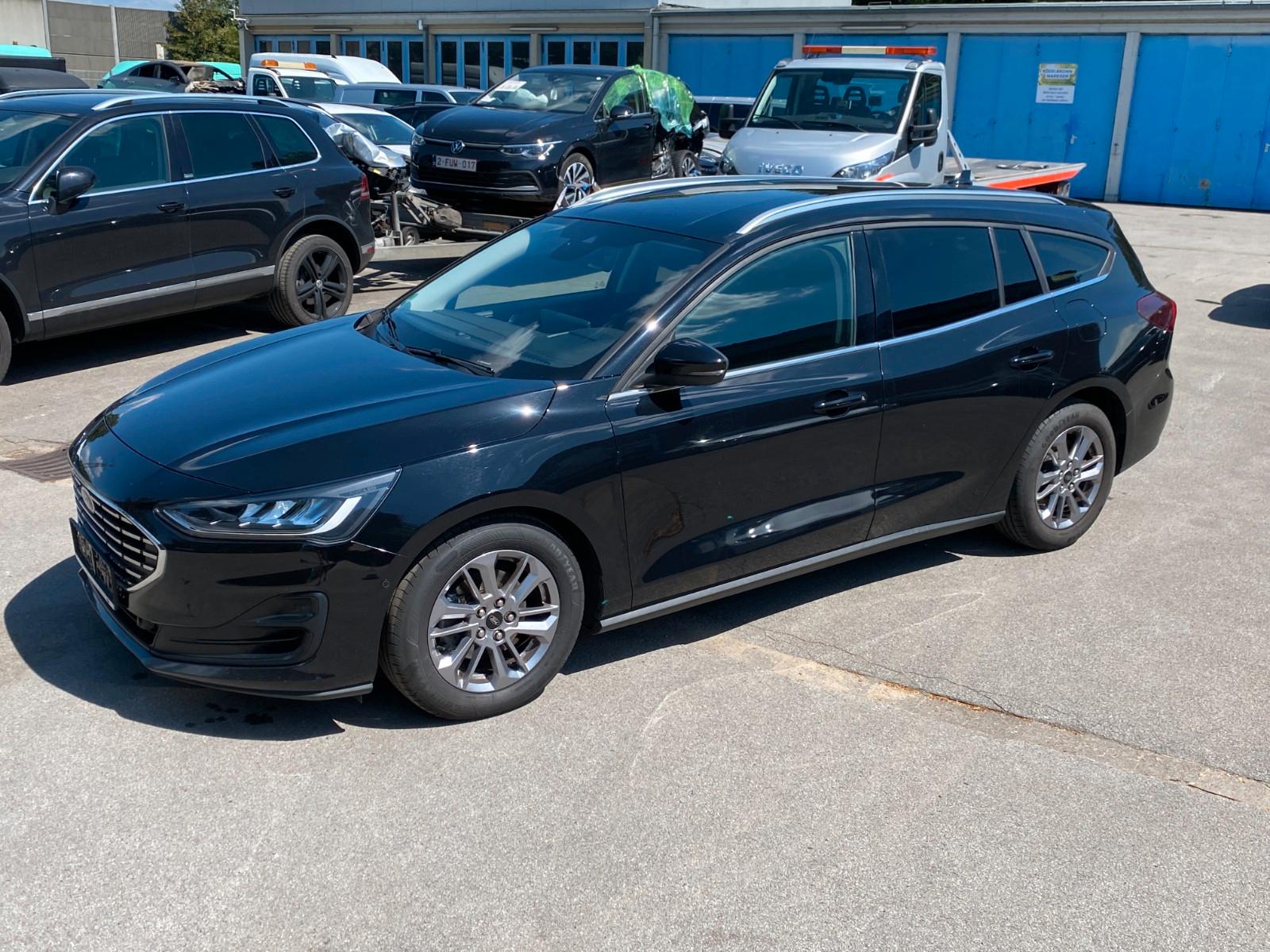 Ford Focus Turnier 1.5 EcoBlue Automatik Titanium
