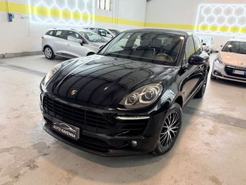 Porsche Macan - 1