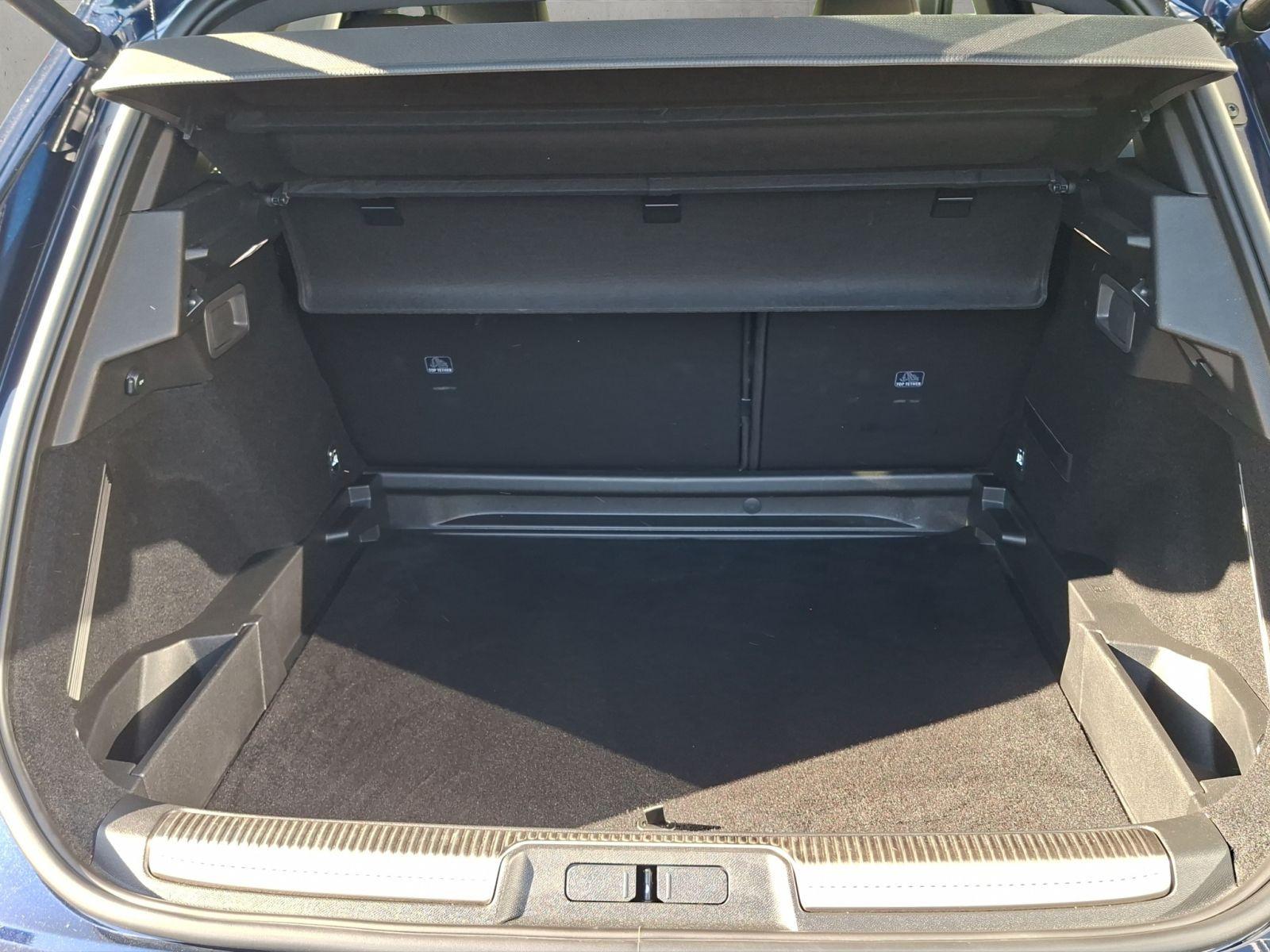DS Automobiles DS7 Esprit de Voyage S&S BlueHDi 130 EAT8