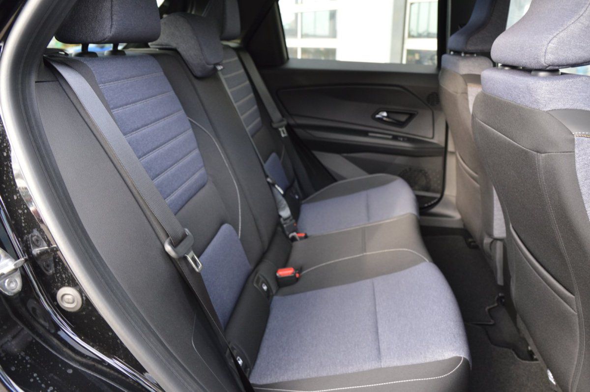 Fahrzeugabbildung Renault 5 E-Tech Electric   120 Urban Range Techno Winte