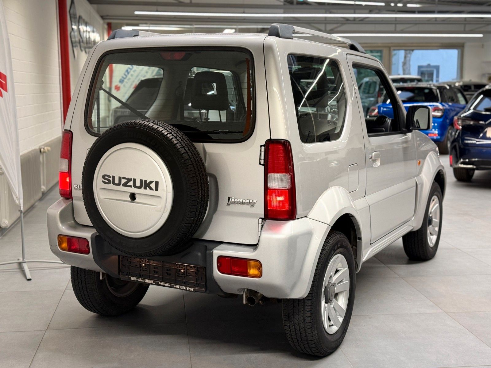 Fahrzeugabbildung Suzuki Jimny 1.3 4WD Style  / Sitzheizung