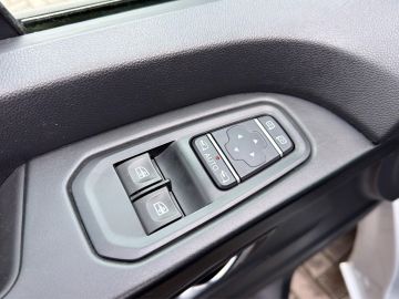 Nissan Primastar Kombi Tekna L1H1 °LED°Navi°AHK°SHZ°RFK