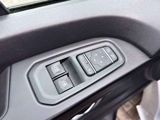 Nissan Primastar Kombi Tekna L1H1 °LED°Navi°AHK°SHZ°RFK