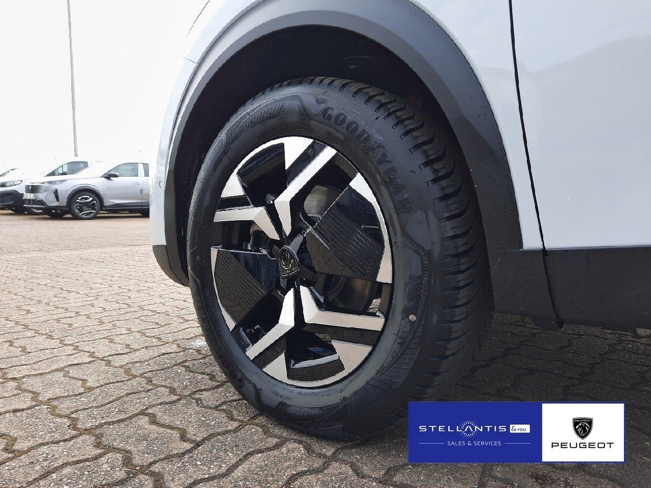 Peugeot 2008 - Bild 11