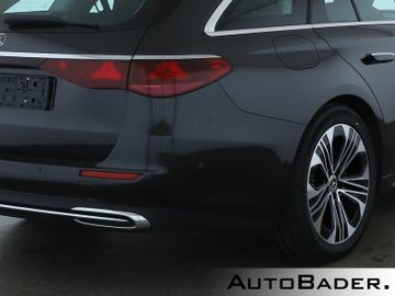 Mercedes E 220 - 4