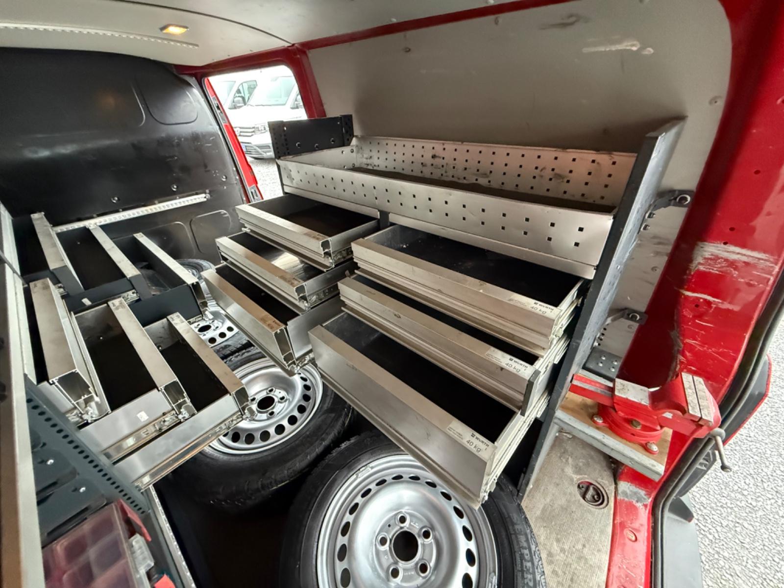 Volkswagen T6 LANG KLIMA PDC WÜRT-REGALSYTEM SCHRAUBSTOCK