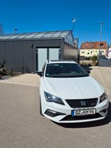 Seat Leon 2.0 TSI CUPRA 4Drive DSG Sportstourer S... - Seat Leon mit Benzin-Antrieb: Allradantrieb