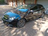 Opel Astra h GTC Top Zustand wenig km. - Opel Astra aus 2010: Gtc