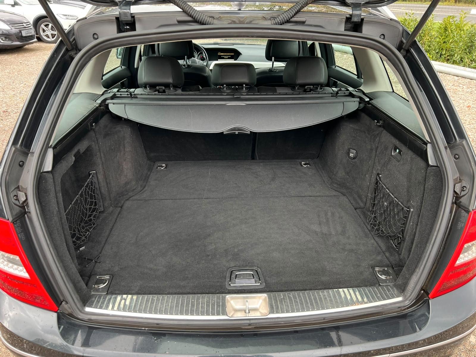 Mercedes-Benz C220 2011 — photo 5