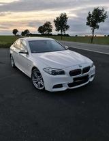 BMW 530d xDrive M Paket Dig.Cockpit/Standheizung/AHK - BMW 530: 530d M Paket