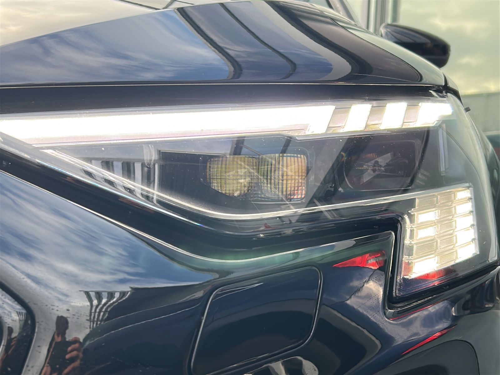 Fahrzeugabbildung Audi A3 Limousine 40 TFSI quattro S-line S-tronic Mat