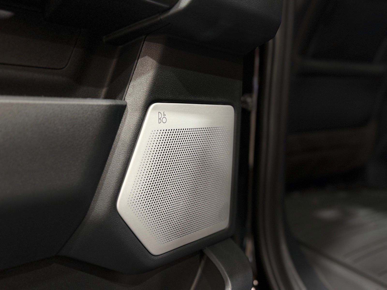 Fahrzeugabbildung Ford F-150 Lariat 5.0L V8  5,5" Black RTR Ed.