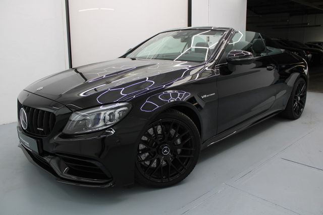 MERCEDES-BENZ C 63 AMG Cabrio Night Paket Burmester/MultiBeam