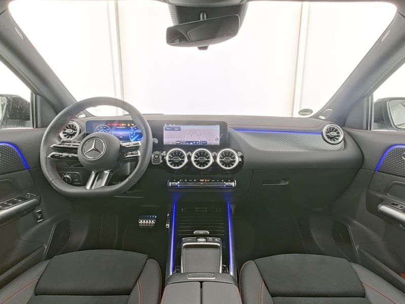 Fahrzeugabbildung Mercedes-Benz EQA 350 Prem DISTRO Night 20"Viel KeyGo HUD Memo