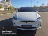 Tesla Model X Palladium - weiße Tesla Model X