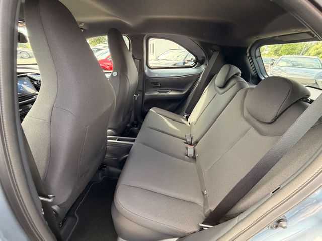 Toyota Aygo X Hybrid Active + Business Paket
