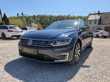 Volkswagen Passat GTE STANDH.|MASSAGE|KAMERA|AHK|NAVI - : Blau, Plug-In Hybrid