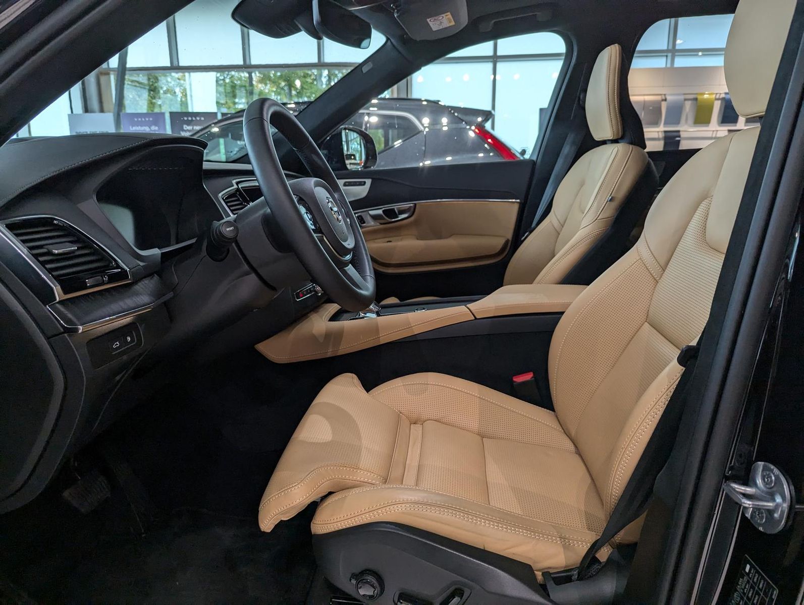 Volvo XC90 - Bild 13