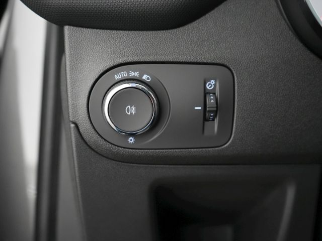 Crossland ELEGANCE AT+NAVI+RÜCKFAHRKAMERA+SITZ-/