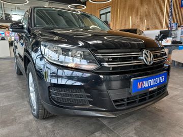 Volkswagen Tiguan *NAV*TEMPO*2-ZONEN*SitzHZ*PCD*TÜV 527*