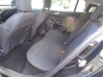 Ford Focus - 7