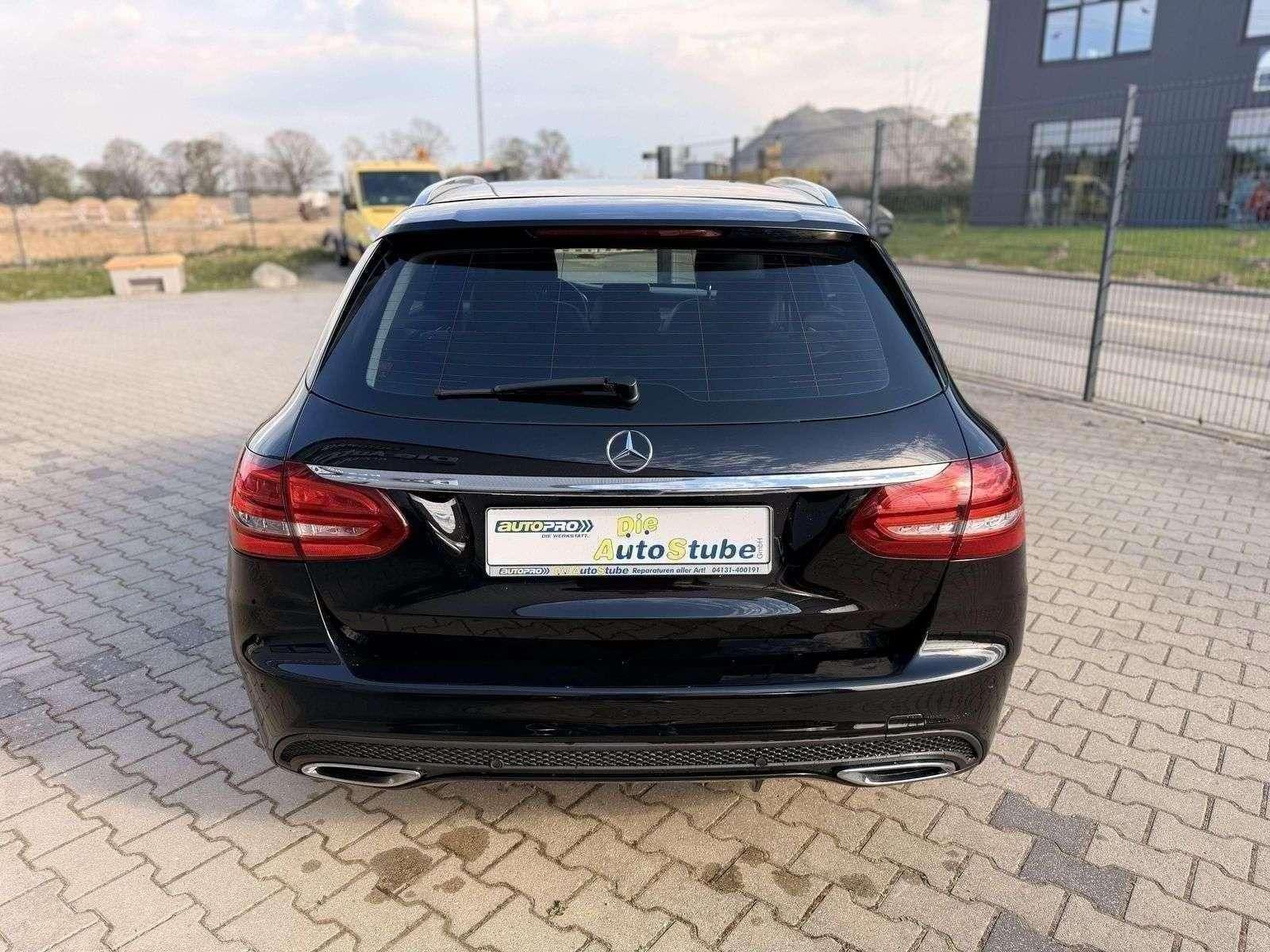 Mercedes-Benz C 180 Kombi/Amg-Line/Led/SHZ/MFL/Tempomat/PDC