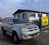Toyota Hilux Extra Cab Sol 4x4 - Toyota Hilux: Allradantrieb, Extra Cab