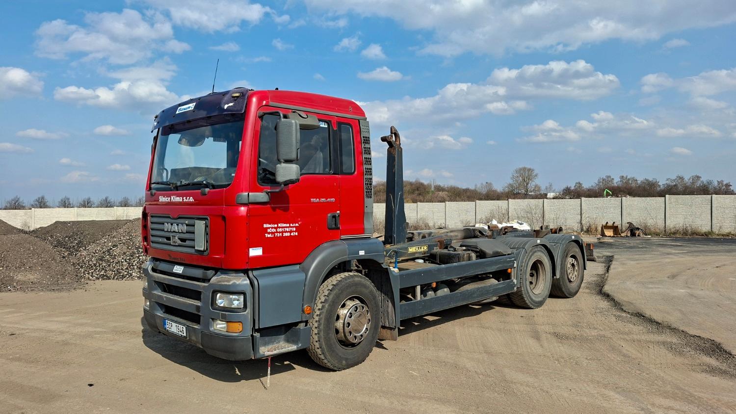 MAN TGA 26.413 FNLC 6X2