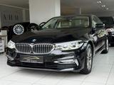BMW 525d Aut. Luxury Line LED/HuD/R-Kamera/Leder/Nav - BMW 525 mit Diesel-Antrieb: Limousine