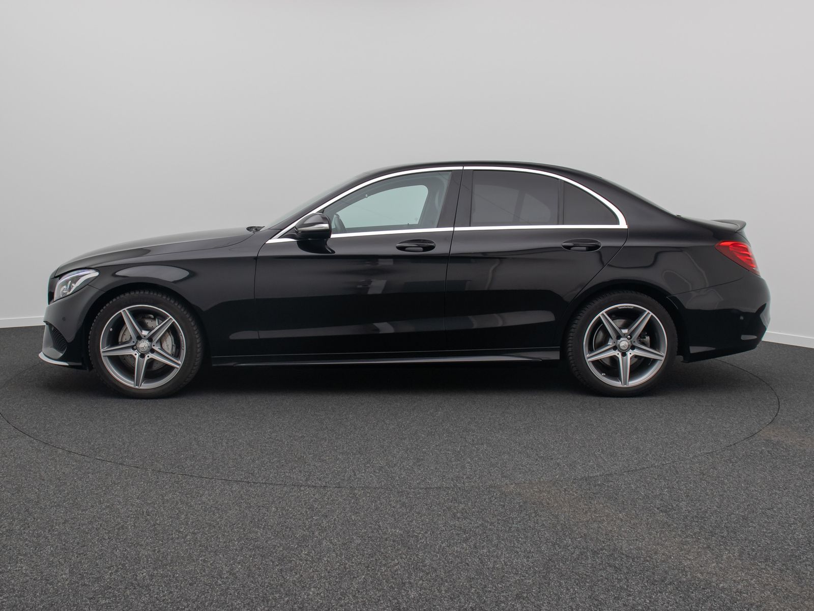 Fahrzeugabbildung Mercedes-Benz C 220 BlueTec/d AMG Line Kamera AHK HUD Sport LM