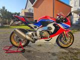 Honda CBR1000RR SP-1 Fireblade - HONDA CB1000R