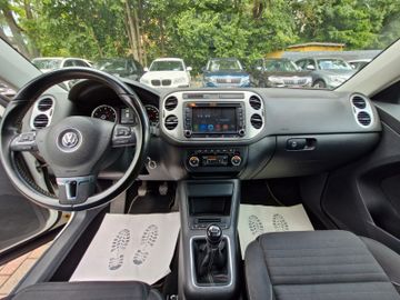 Volkswagen Tiguan - 11