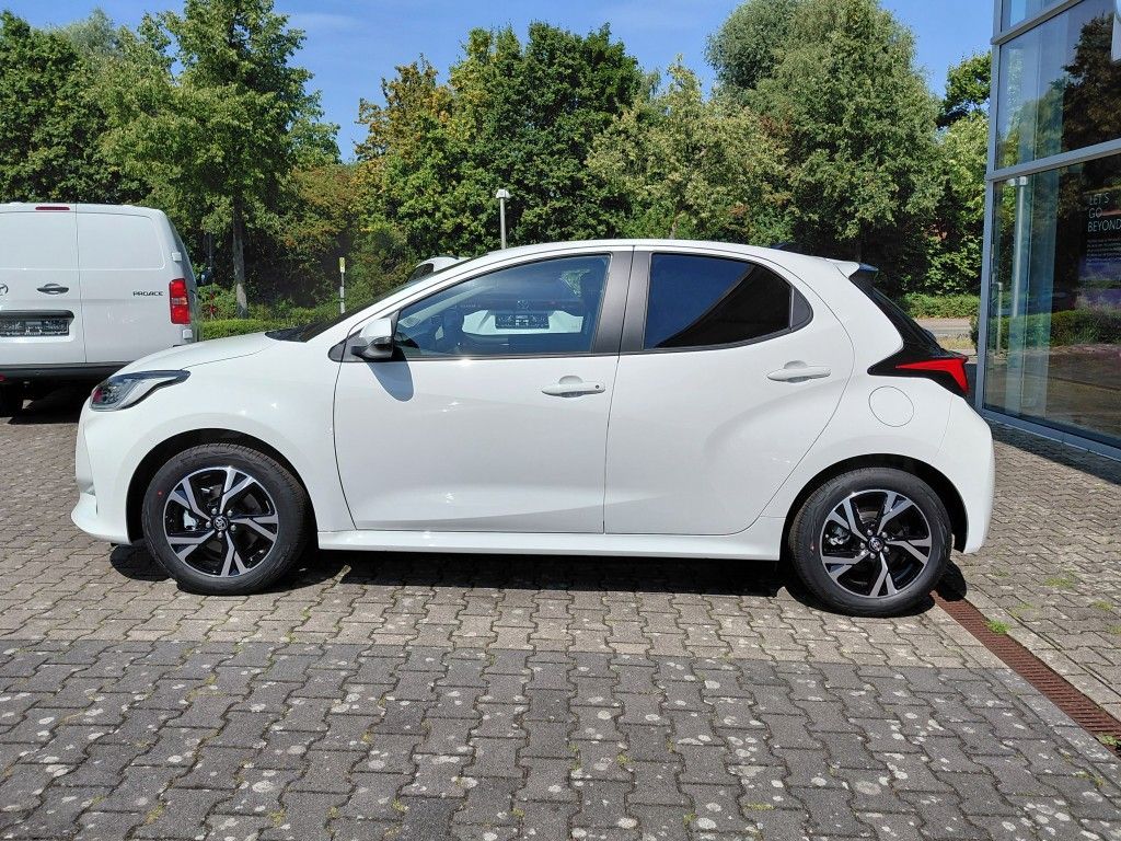 Toyota Yaris Hybrid 116 1.5 VVT-i Teamplayer (XPA1) imagem 2