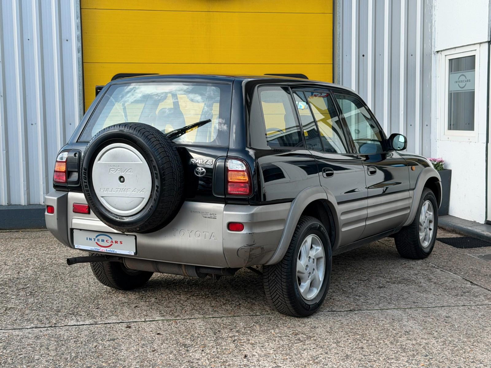 TOYOTA RAV4 - 4X4 - 128 CV - BVM