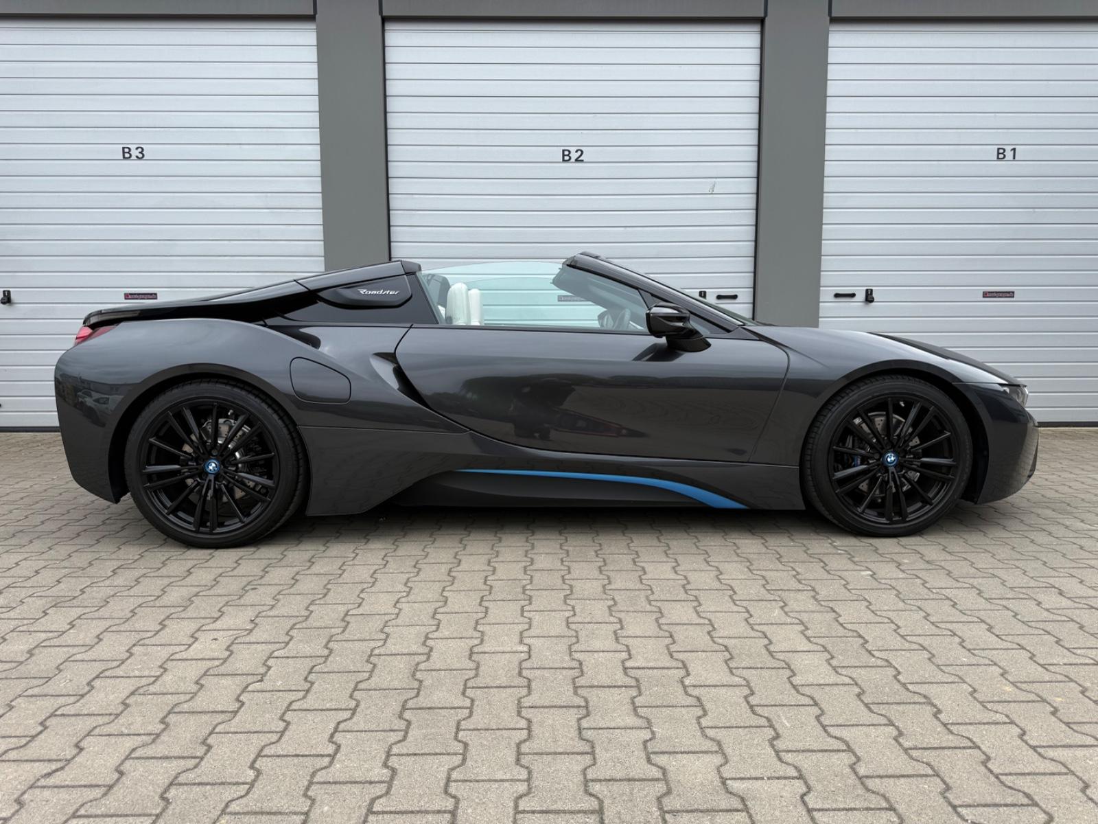 BMW i8 Roadster First Edition+limited+ONE / 200!!!