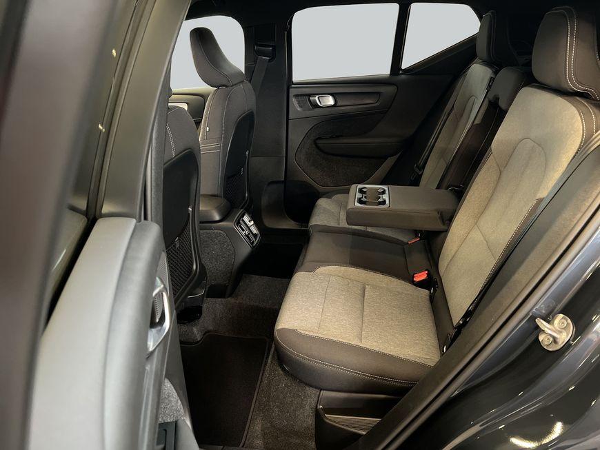 Volvo XC40 B3 Plus Black-Edition DKG Pixel-LED 360° Al