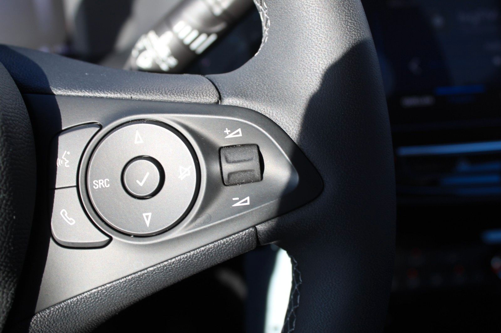 Fahrzeugabbildung Opel Corsa Edition Allw.*Sitzh.*PDC*DAB