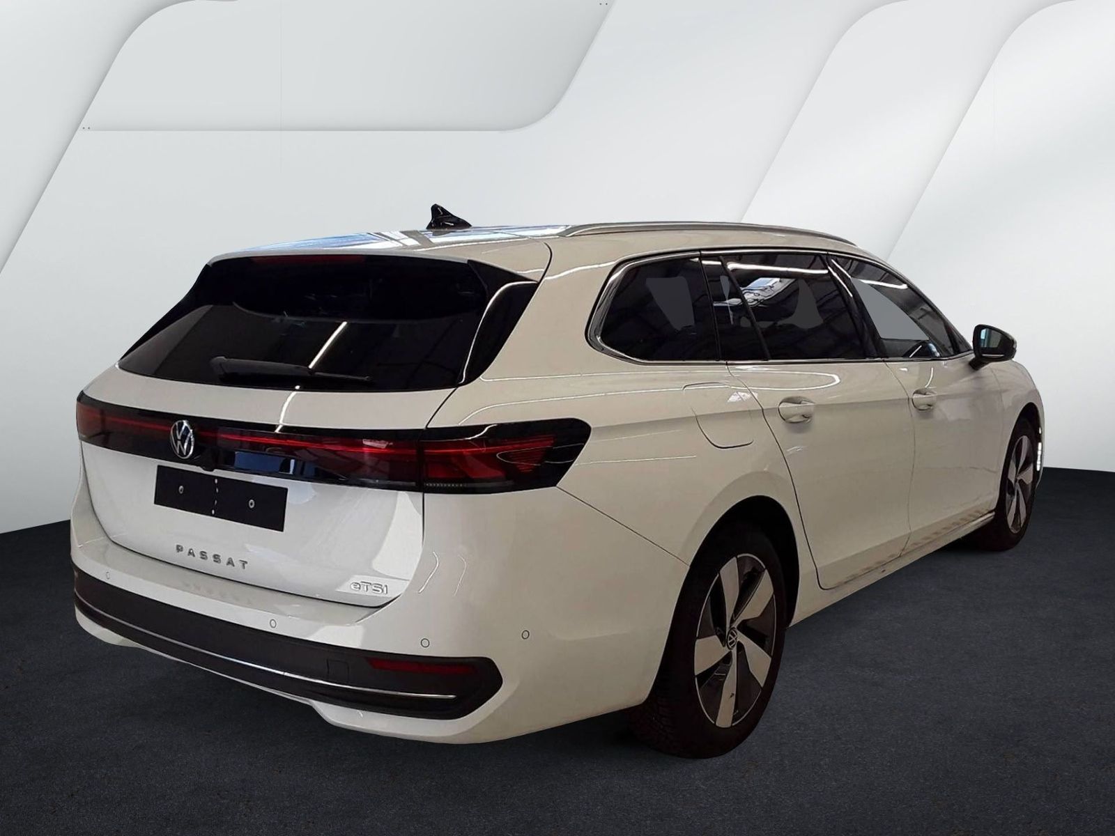 Volkswagen Passat 1.5 TSI DSG Business AHK LED NAV SHZ foto 2