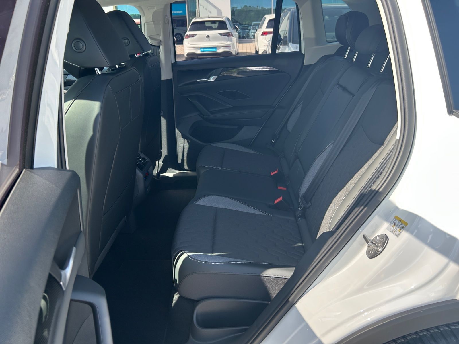 Volkswagen Tiguan - Bild 11