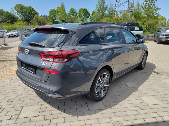Hyundai i30 1.0 T-GDI AT   Advantage Kombi