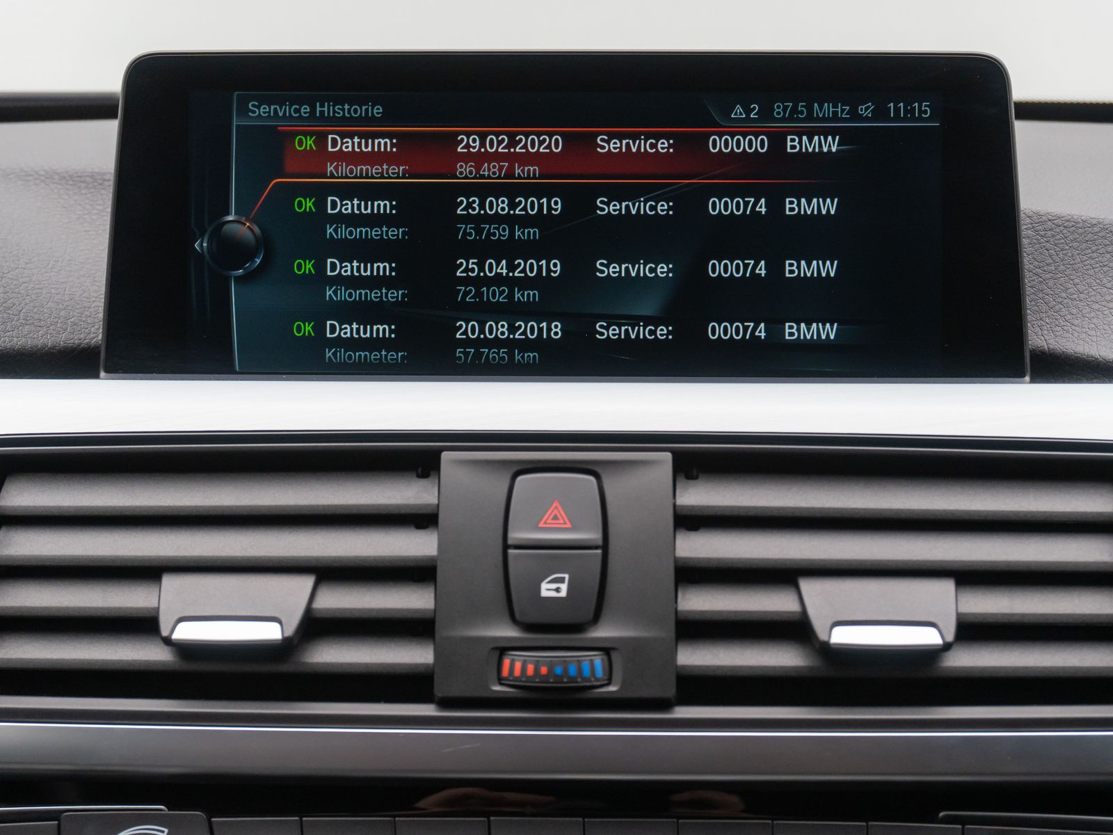 Fahrzeugabbildung BMW 320d M Sport Stop&Go NaviPro LED Komfort 19Zoll