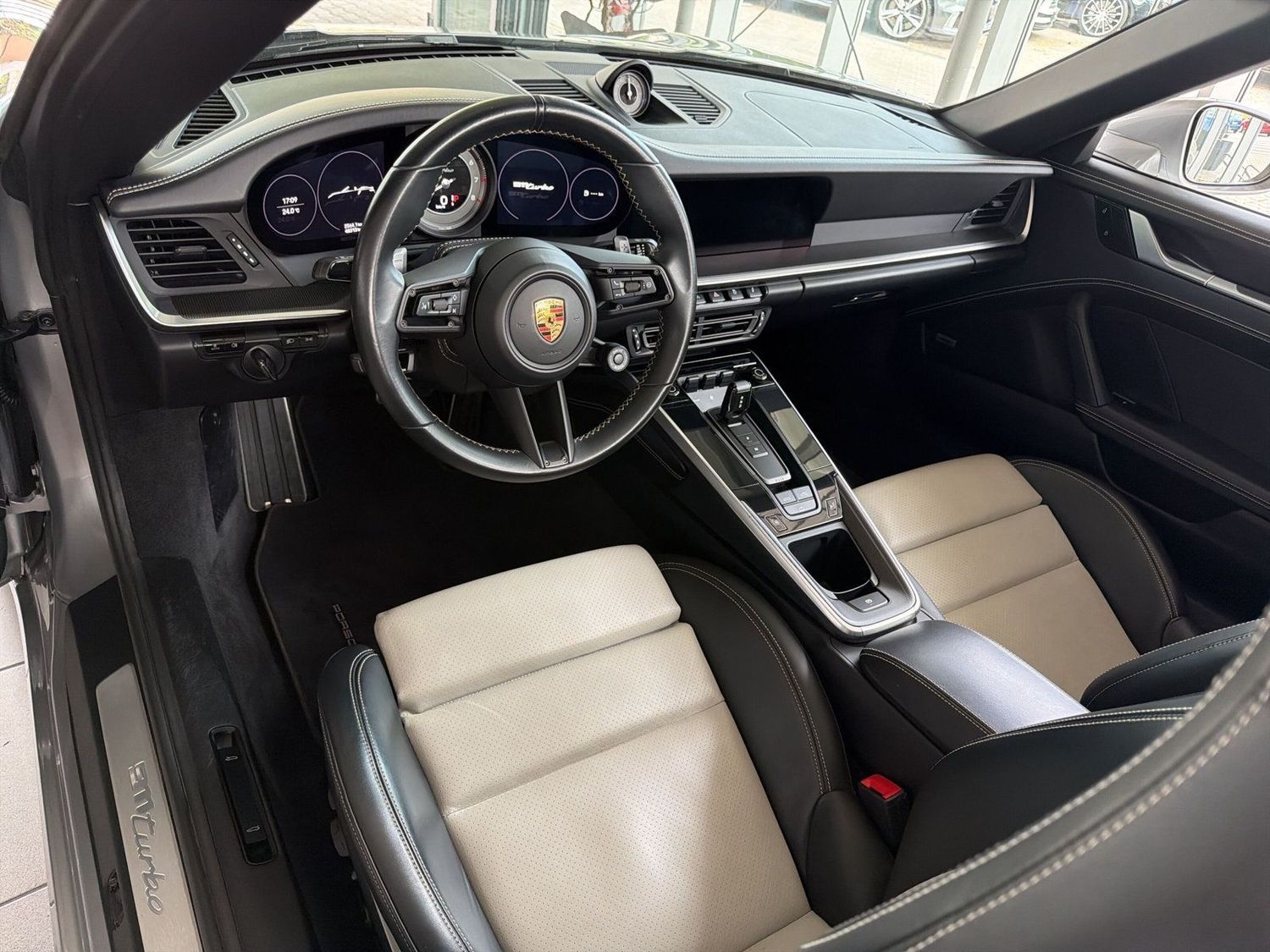 Porsche 992 Turbo Cabriolet BOSE PASM 360 APPROVED 5 27 foto 12