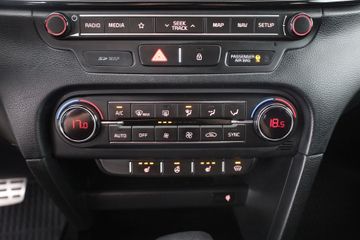 KIA pro cee'd / ProCeed - 12