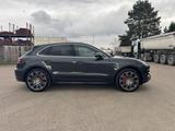 Porsche Macan Turbo Turbo Approved & Assistane neu - Porsche Macan Gebrauchtwagen in Stuttgart