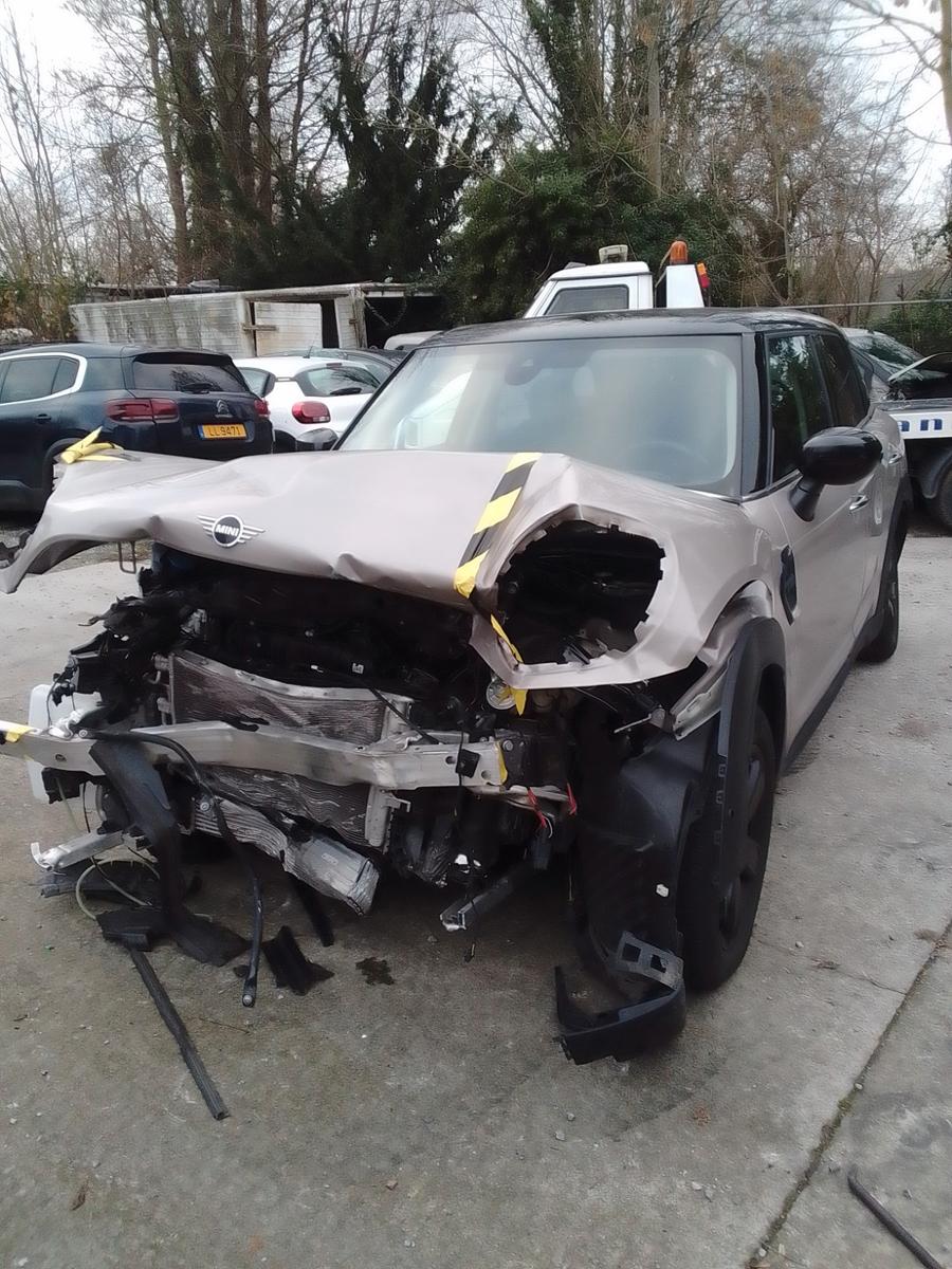 MINI COOPER_COUNTRYMAN