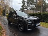 BMW X7 M50 M50d Integral/H&K/360/HuD/SkyLounge/22" - BMW X7 M50 aus 2021