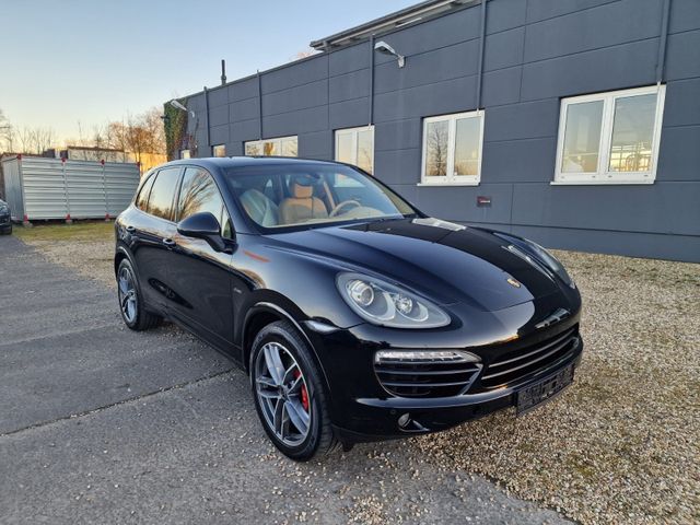 Porsche Cayenne Diesel / Panorama /  Navi / Leder