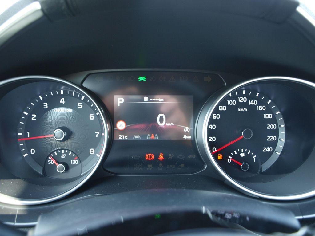 Kia Ceed SW 1.5 T DCT7 NAVI KAM ALU SHZG LED 4 WKR