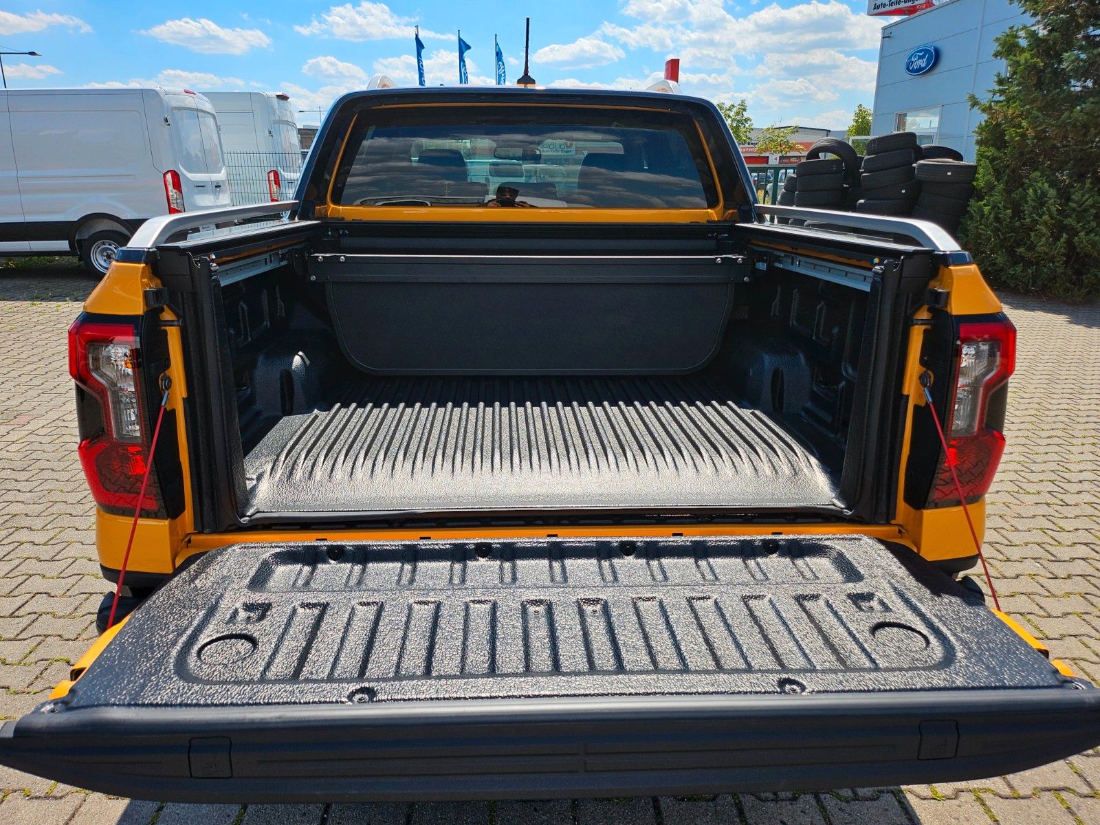 Fahrzeugabbildung Ford Ranger Plug-in-Hybrid Wildtrak e-4WD Doppelkabin